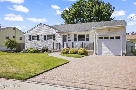 29 Surrey Drive Hamilton Square NJ 08690