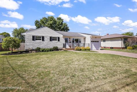 29 Surrey Drive Hamilton Square NJ 08690