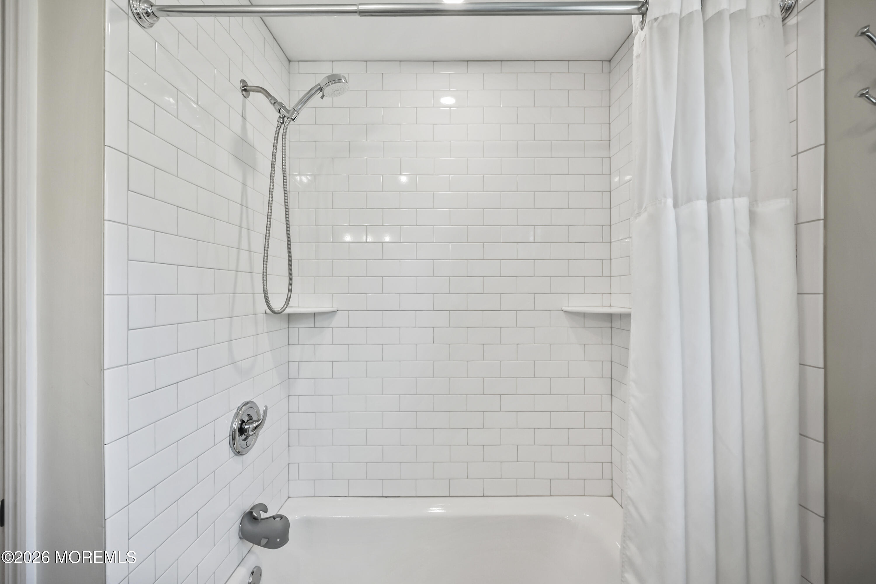 29 Surrey Drive Hamilton Square NJ 08690