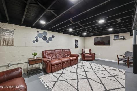29 Surrey Drive Hamilton Square NJ 08690