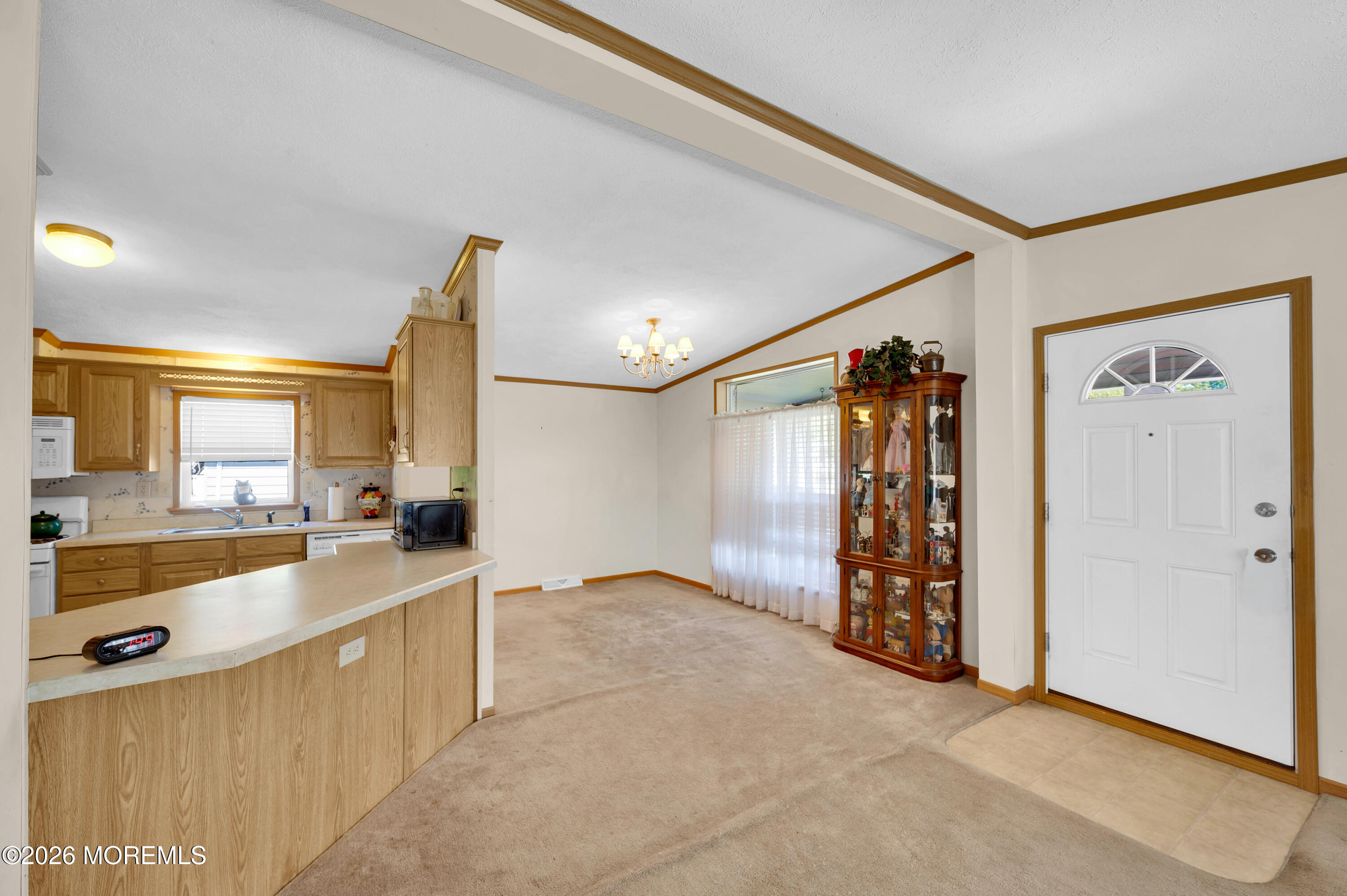 21 Sheryl Court Spotswood NJ 08884