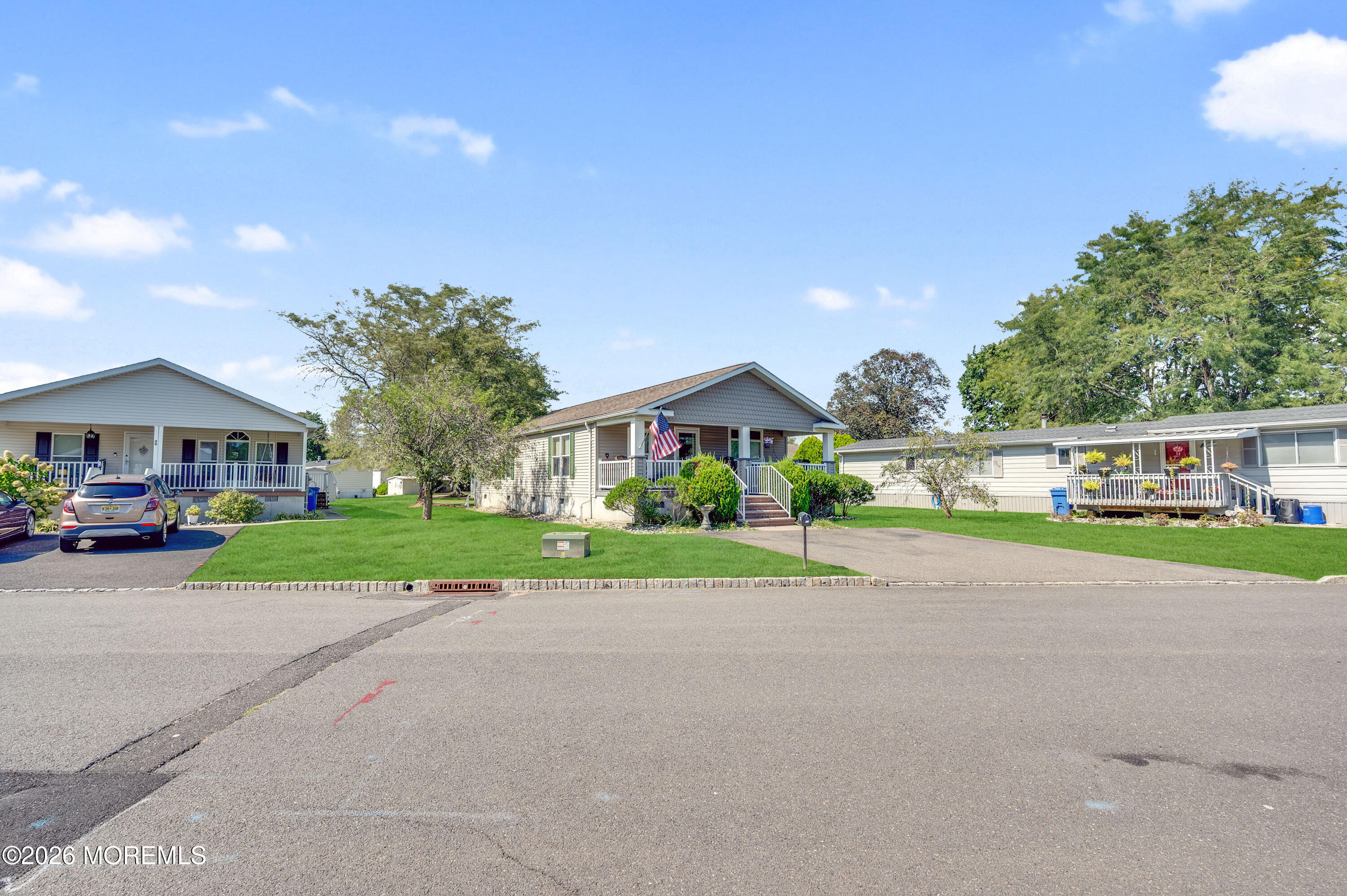 21 Sheryl Court Spotswood NJ 08884