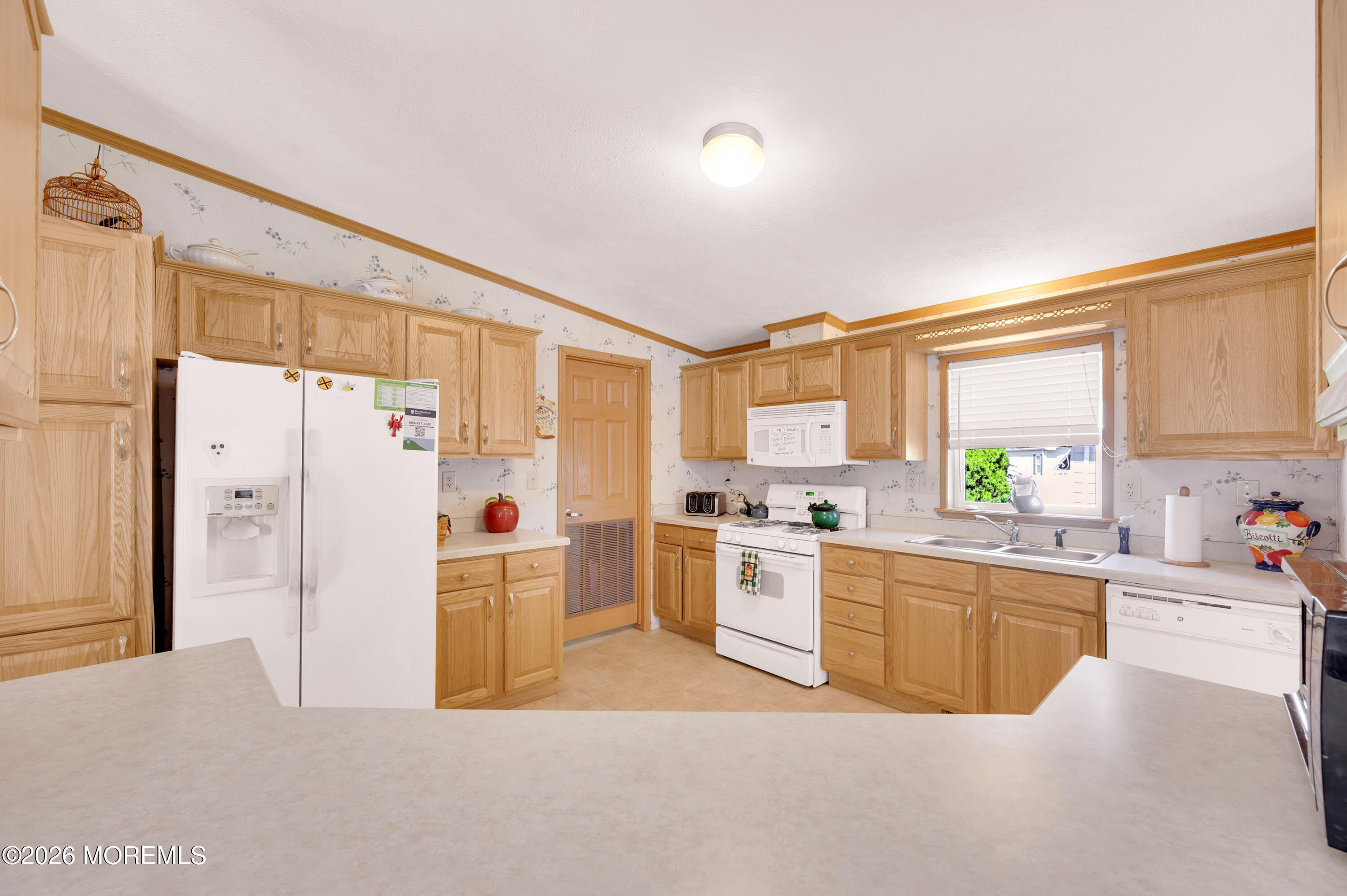 21 Sheryl Court Spotswood NJ 08884