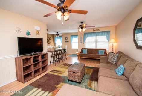 2382 Mount Hood Lane Toms River NJ 08753