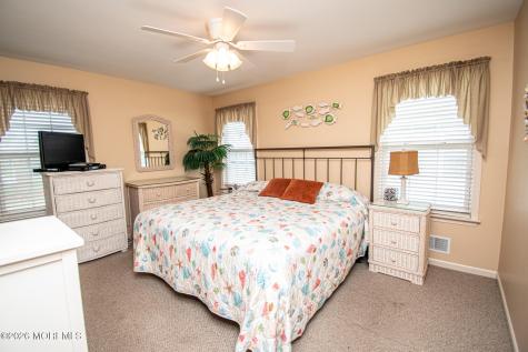 2382 Mount Hood Lane Toms River NJ 08753