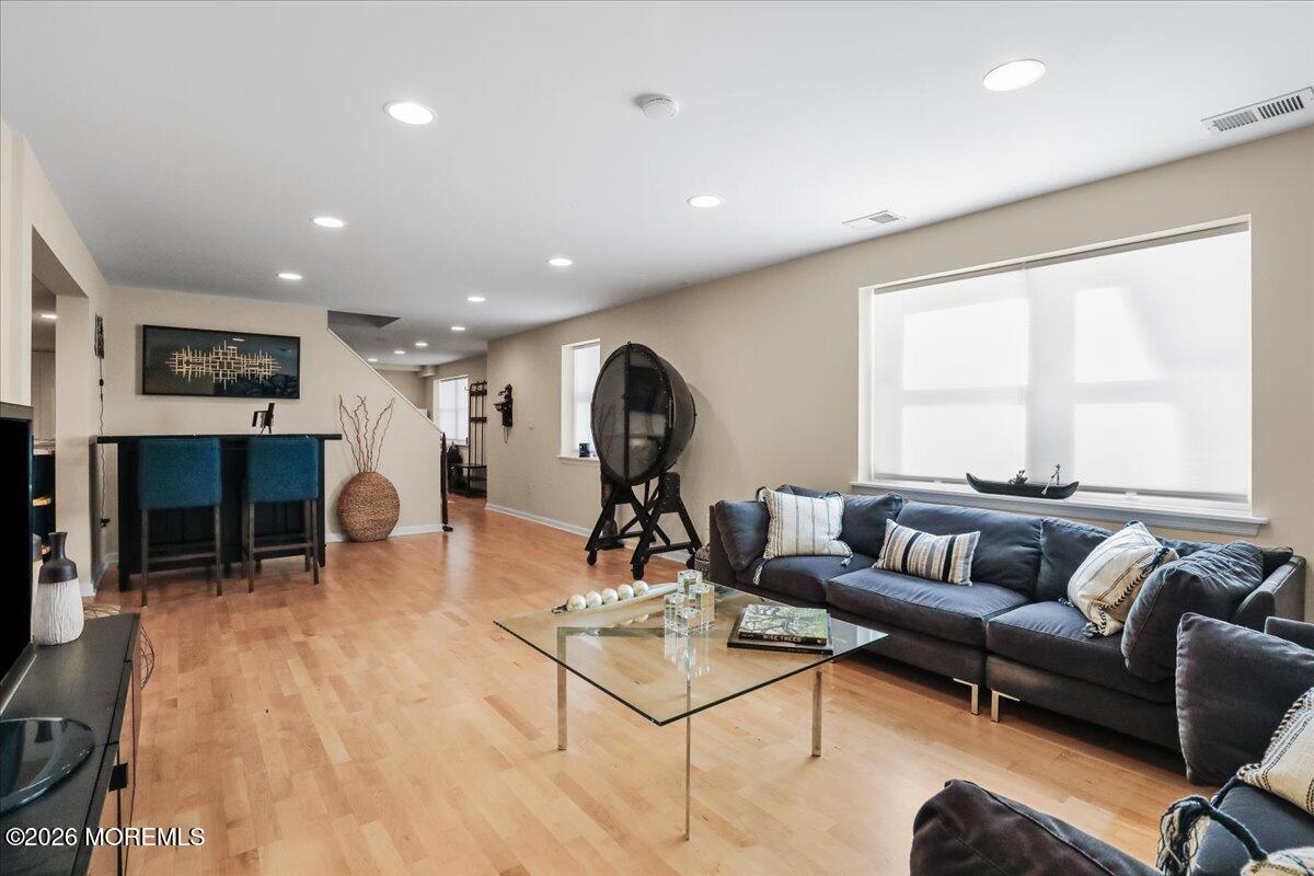 6 Twin Brooks Court Holmdel NJ 07733