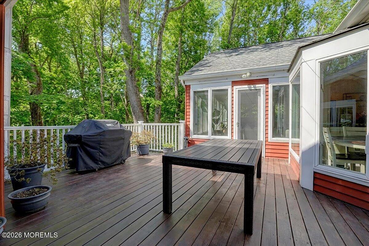 6 Twin Brooks Court Holmdel NJ 07733