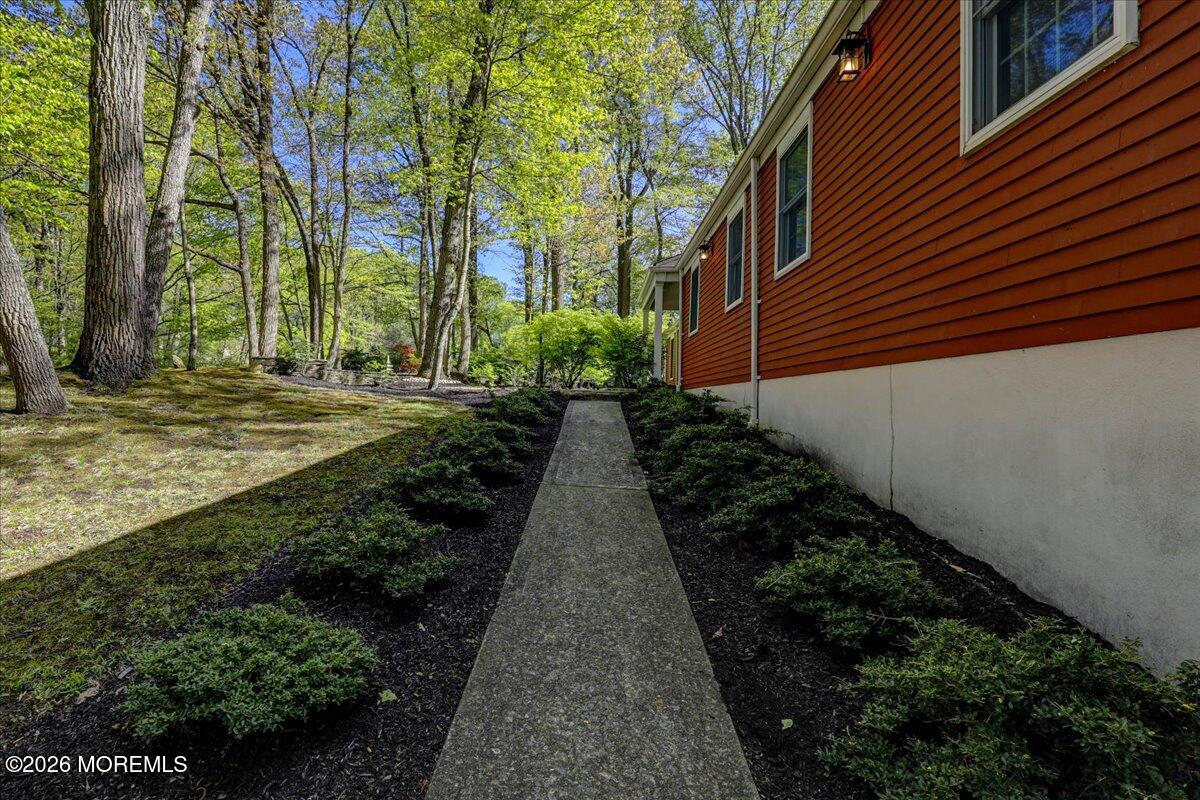 6 Twin Brooks Court Holmdel NJ 07733