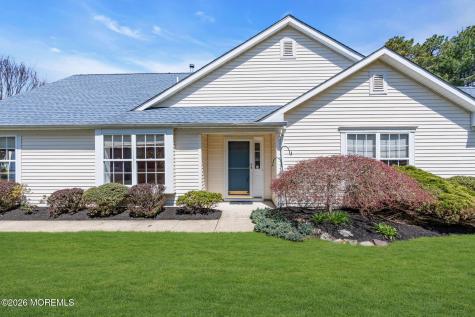 2621 Meadow Lake Drive Toms River NJ 08755