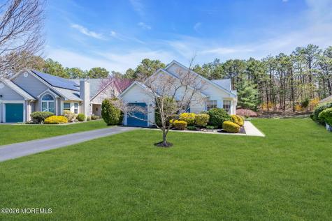 2621 Meadow Lake Drive Toms River NJ 08755