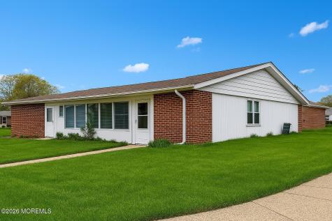 1175D Clydebank Court Lakewood NJ 08701