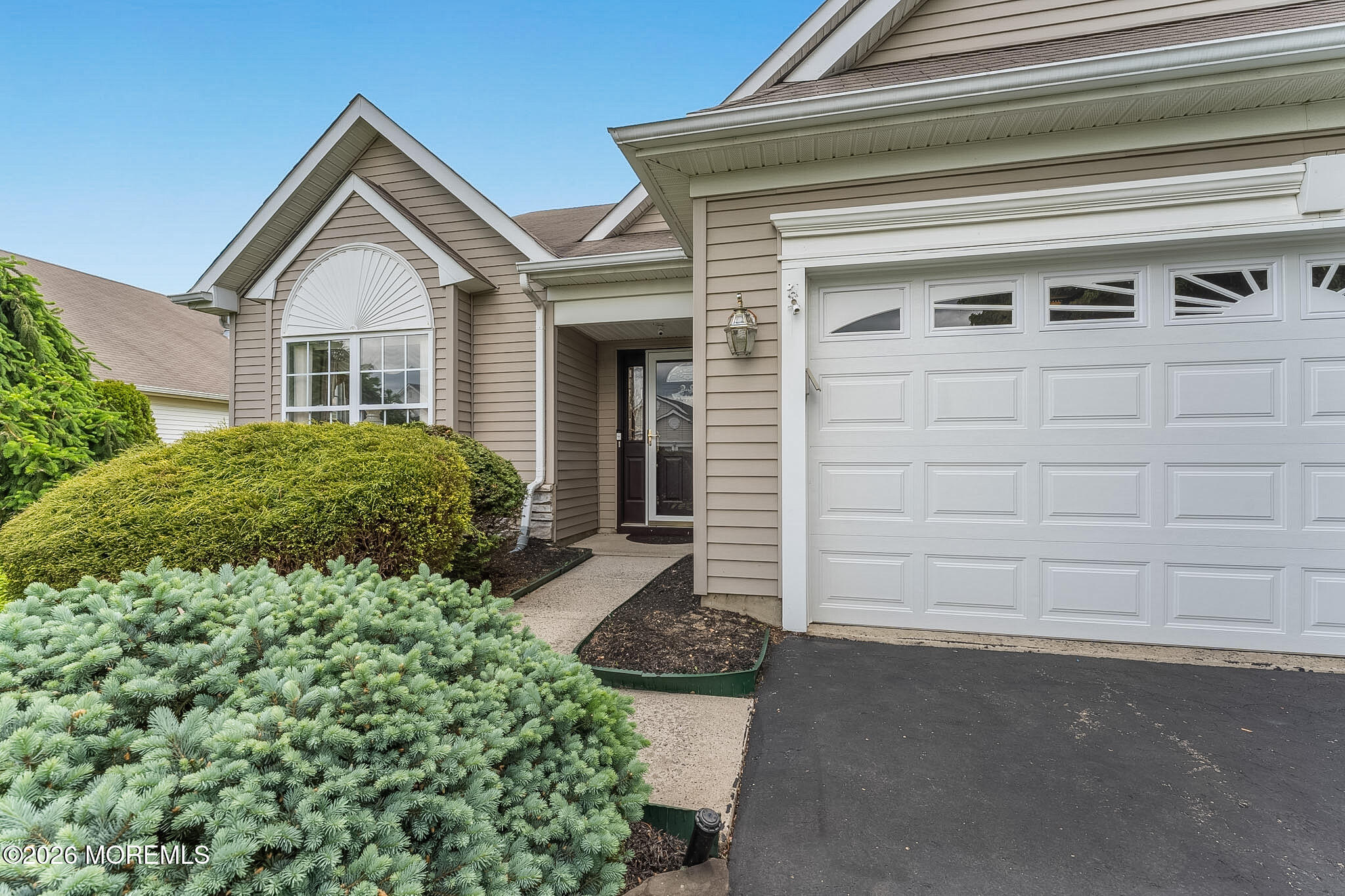 128 Skyline Drive Lakewood NJ 08701