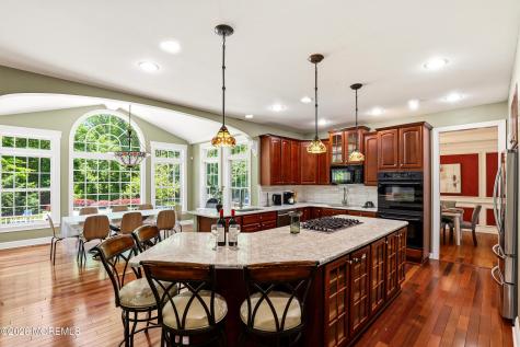 12 Fountain View Drive Jackson NJ 08527