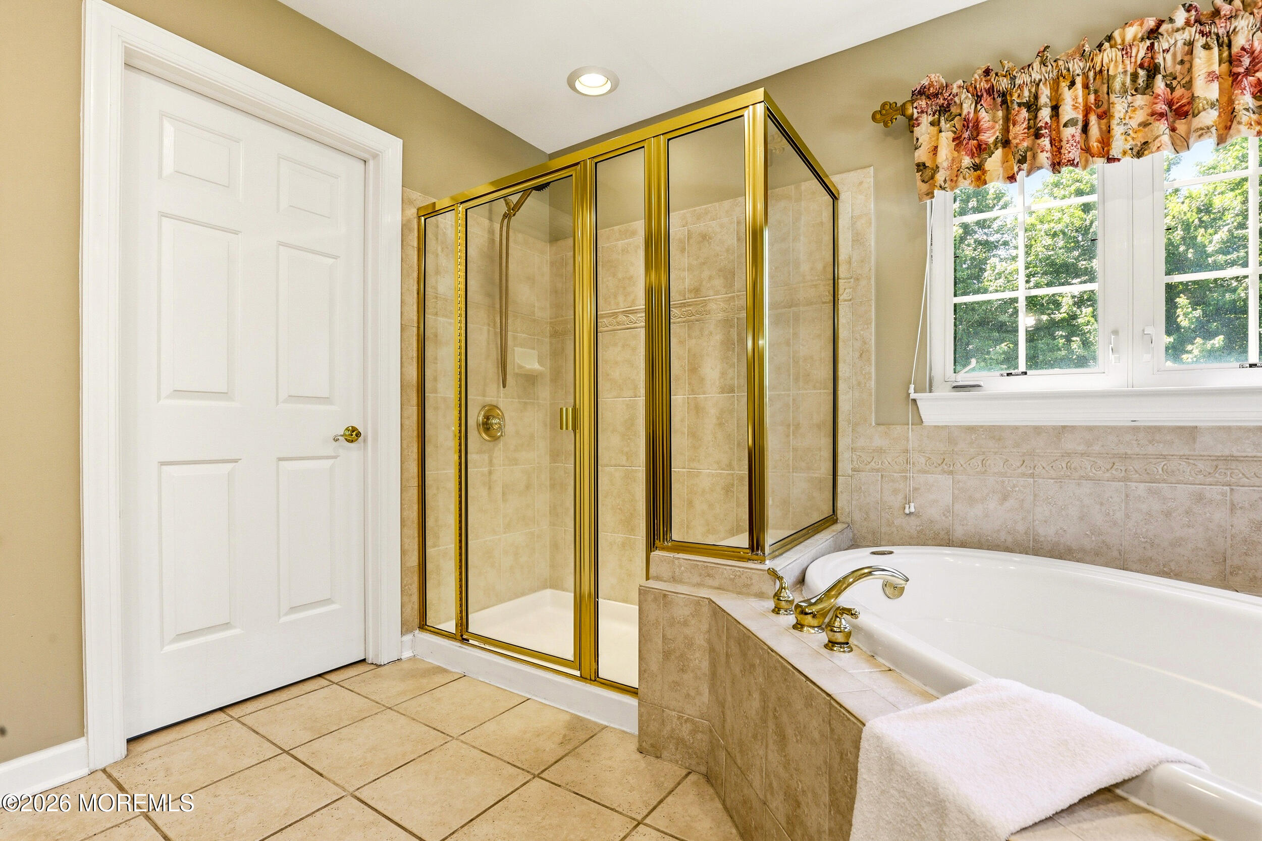 12 Fountain View Drive Jackson NJ 08527
