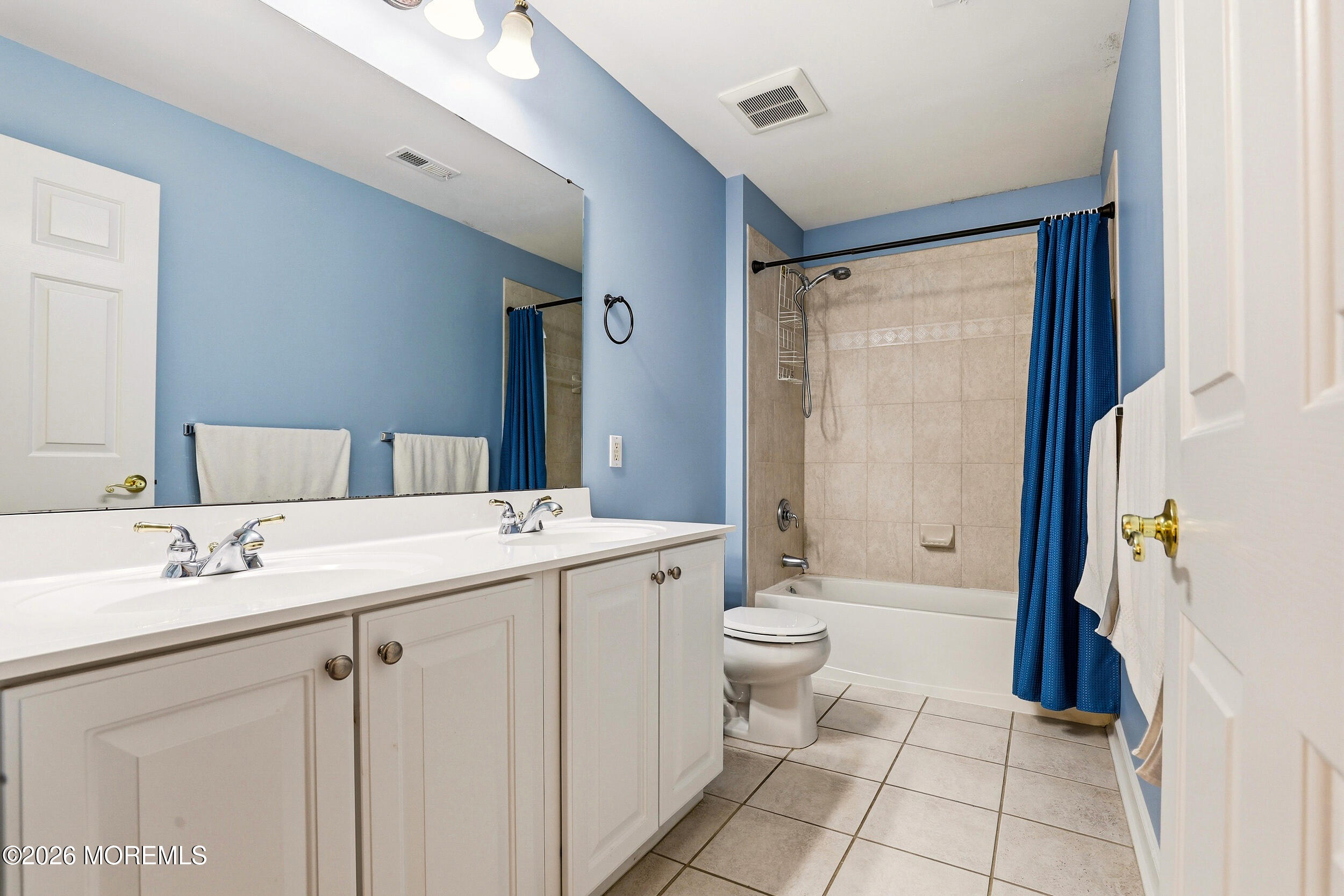 12 Fountain View Drive Jackson NJ 08527