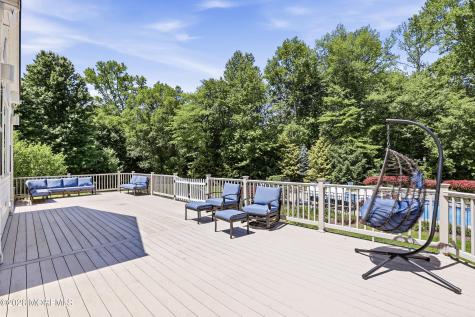 12 Fountain View Drive Jackson NJ 08527