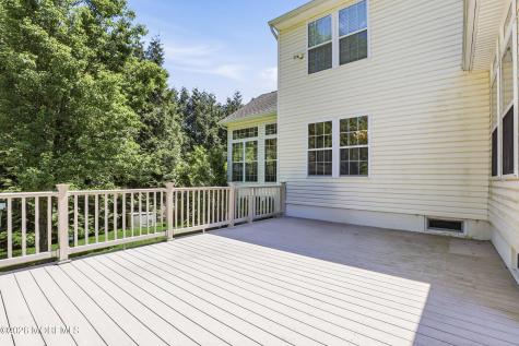 12 Fountain View Drive Jackson NJ 08527