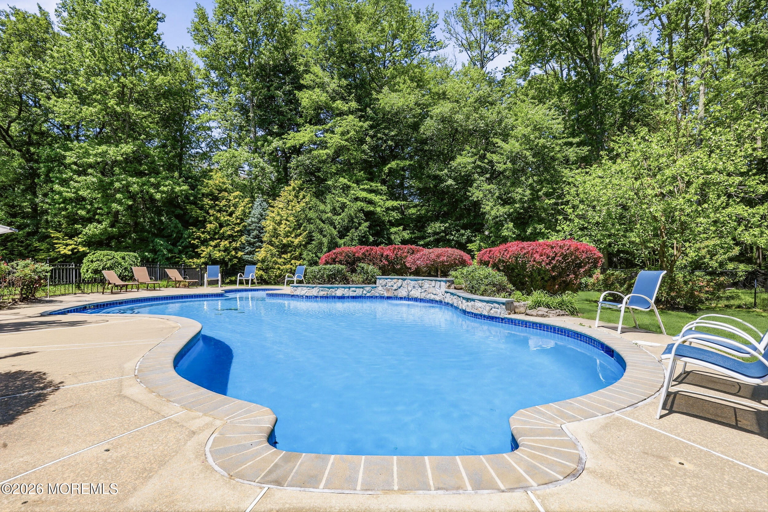 12 Fountain View Drive Jackson NJ 08527