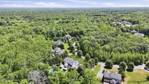 12 Fountain View Drive Jackson NJ 08527