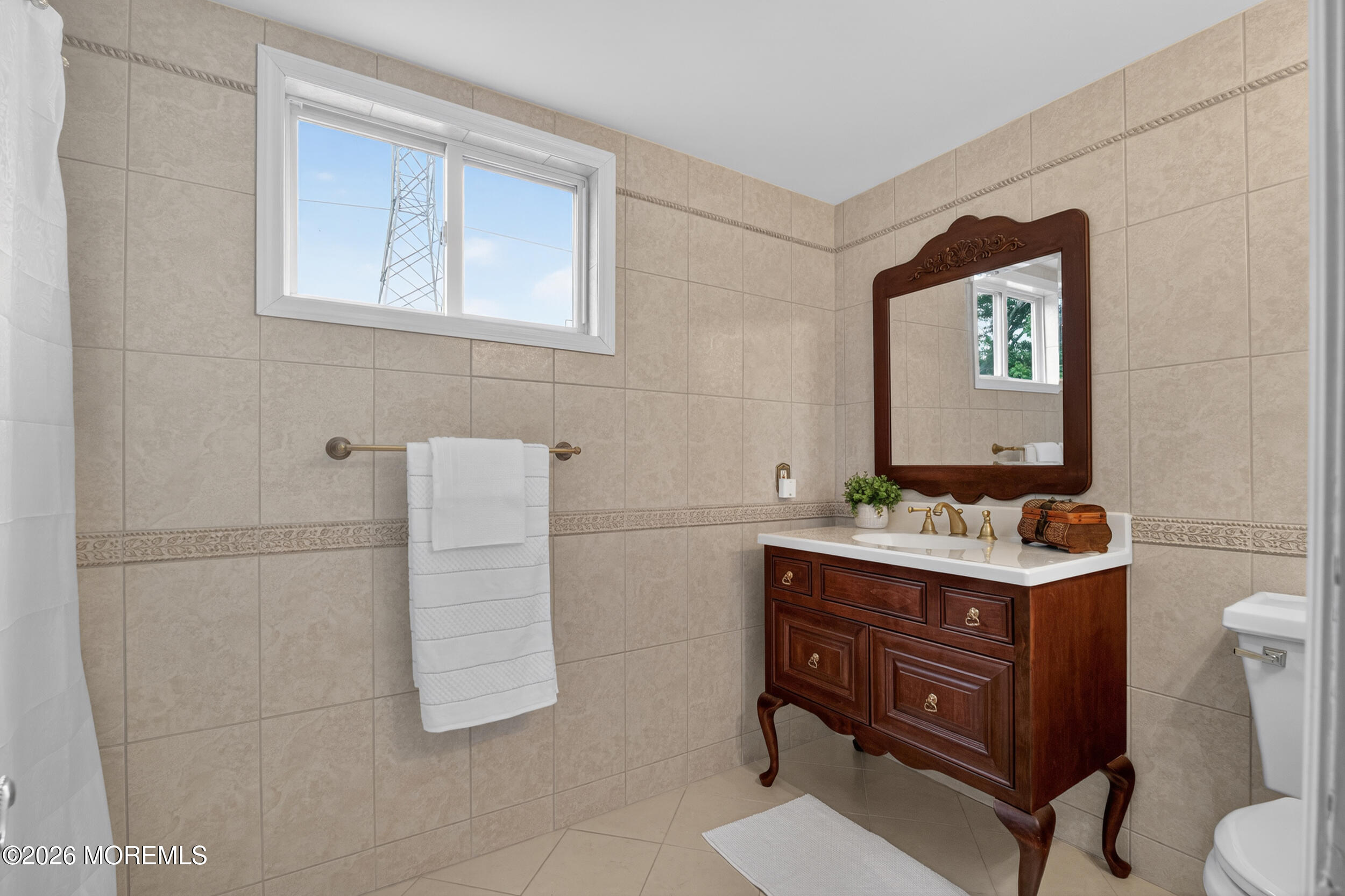 24 Deerwood Avenue Edison NJ 08817
