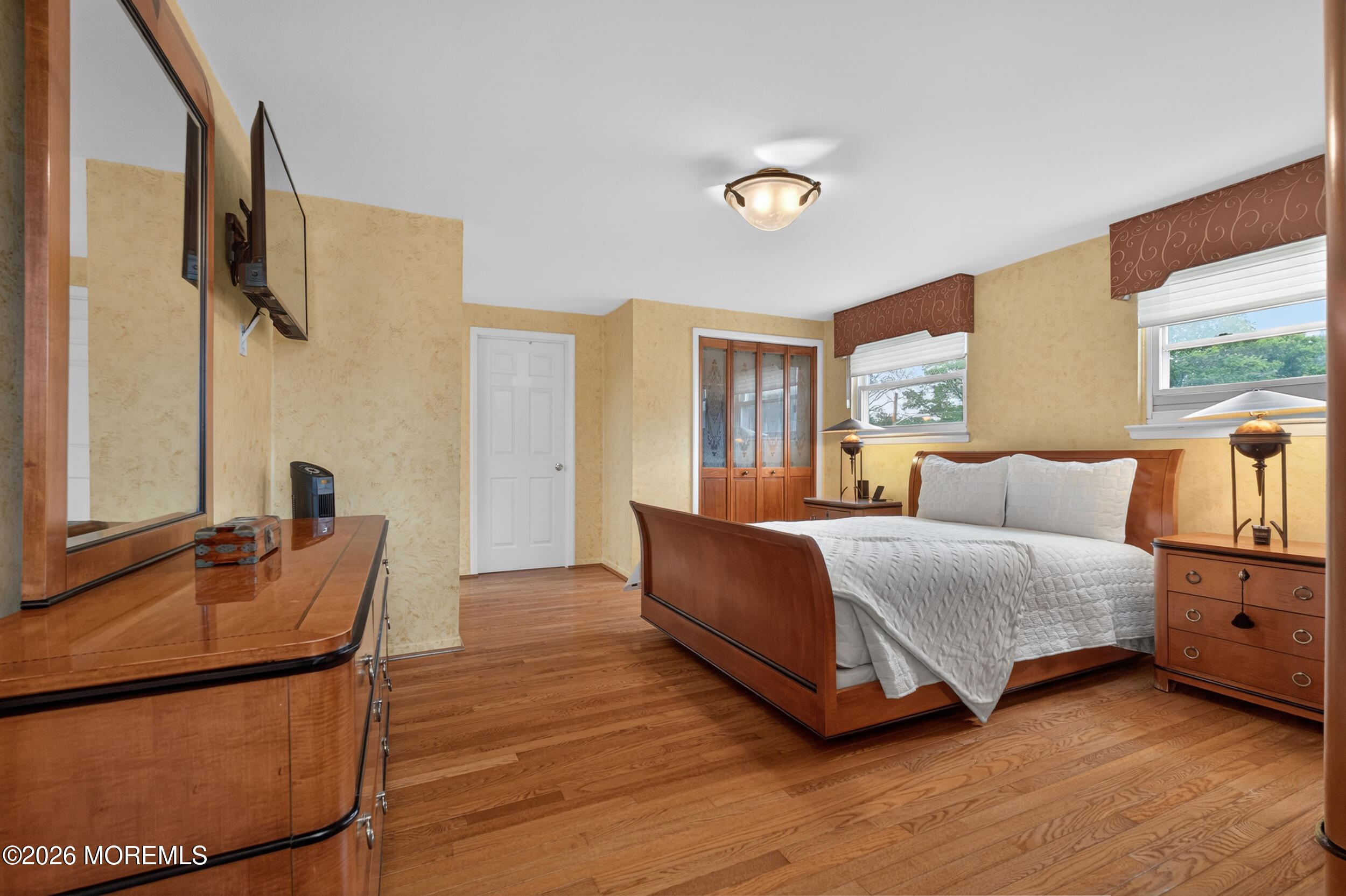 24 Deerwood Avenue Edison NJ 08817