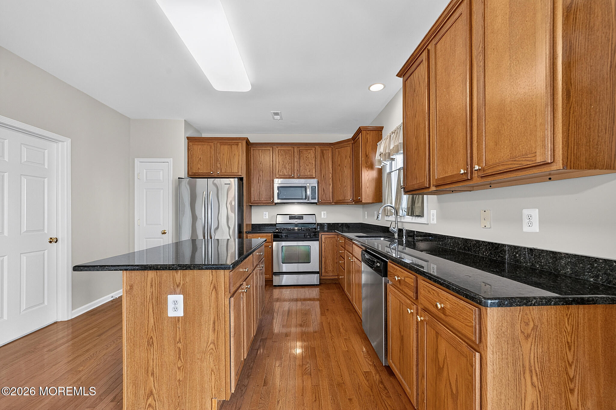 25 Brittany Court Atlantic Highlands NJ 07716