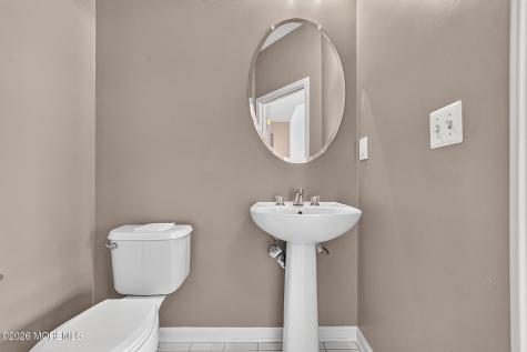 25 Brittany Court Atlantic Highlands NJ 07716
