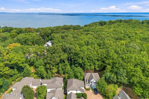 25 Brittany Court Atlantic Highlands NJ 07716