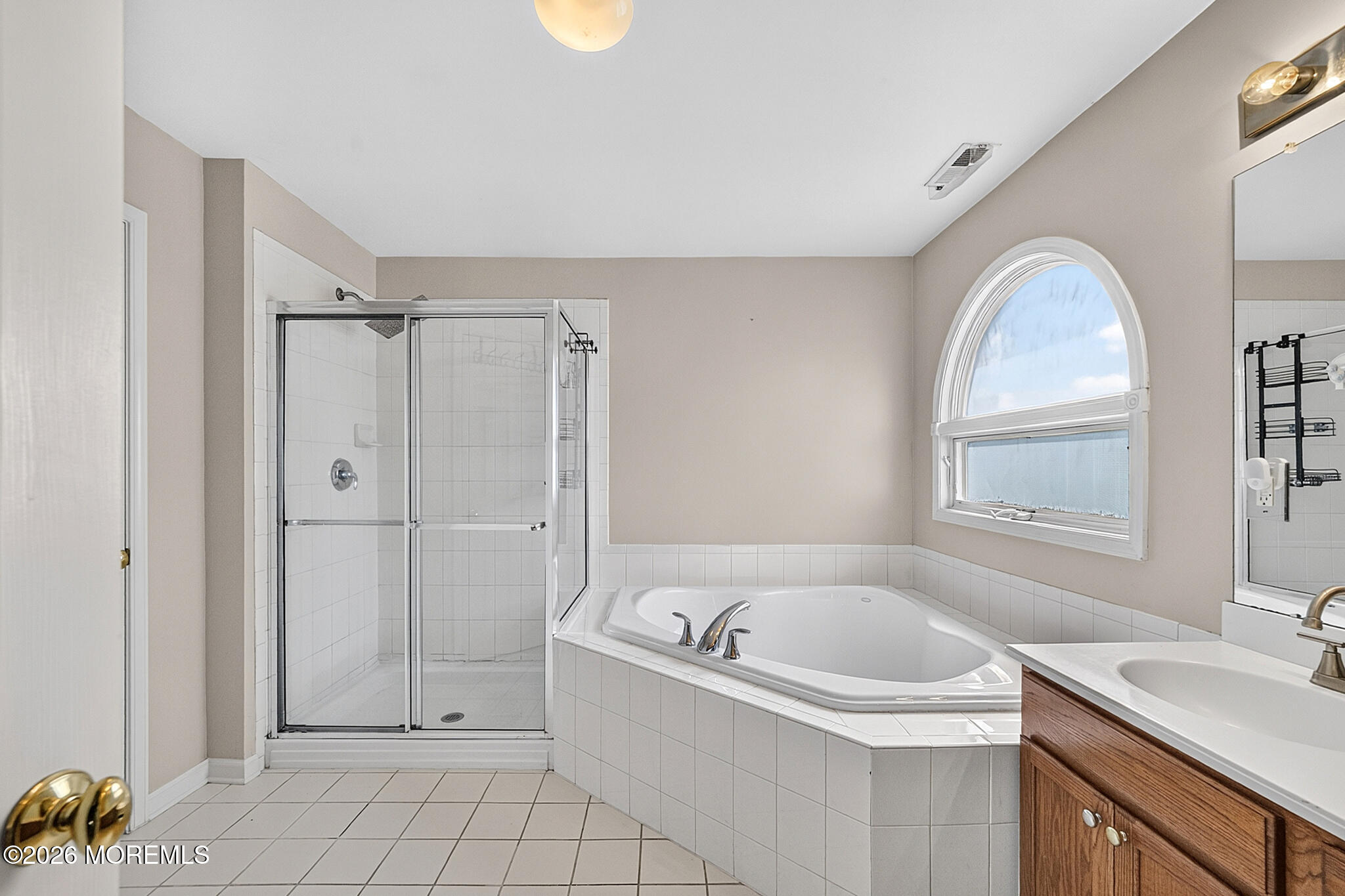 25 Brittany Court Atlantic Highlands NJ 07716