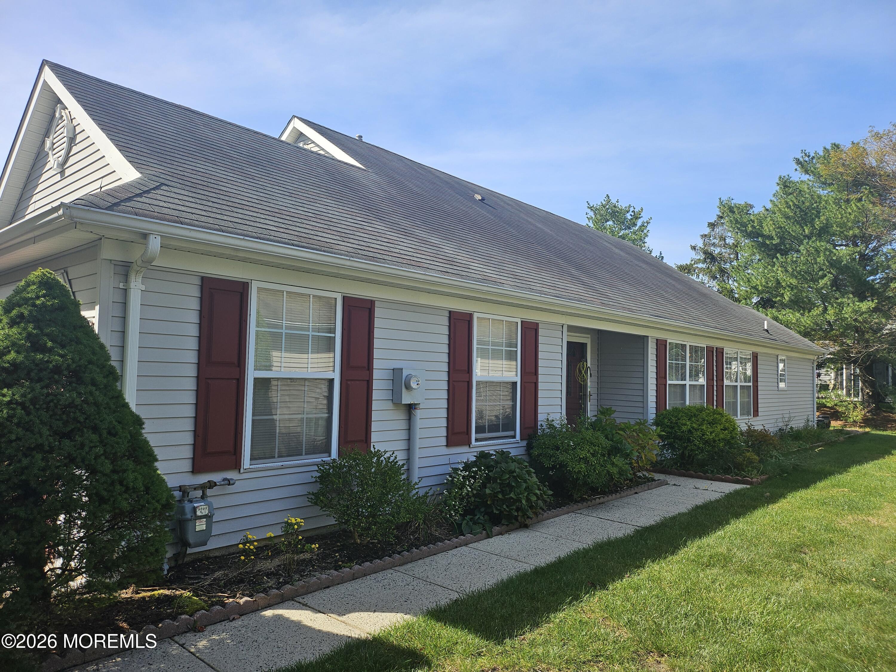 6 Rosewood Drive Lakewood NJ 08701
