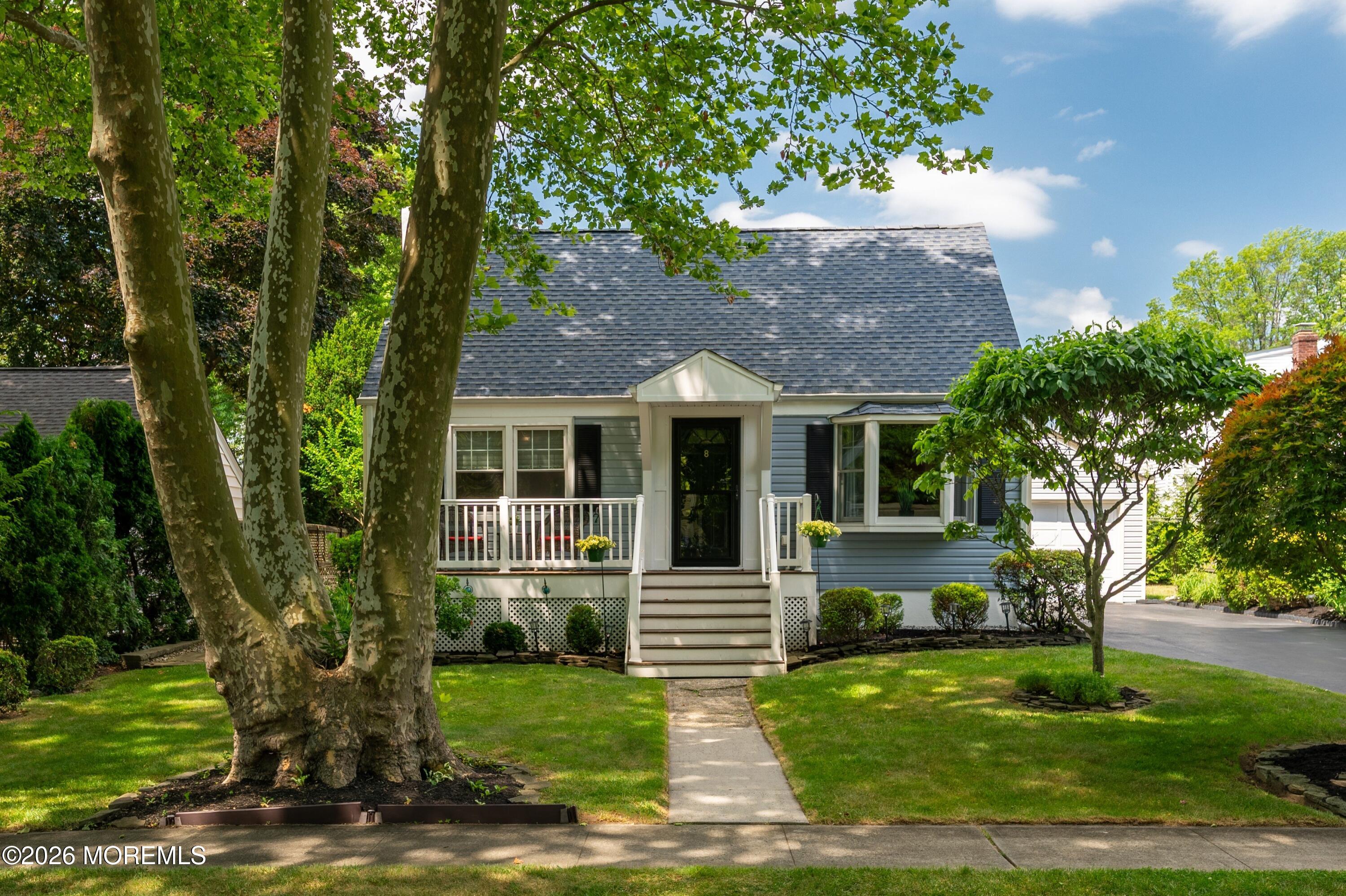 8 W Lake Road Red Bank NJ 07701
