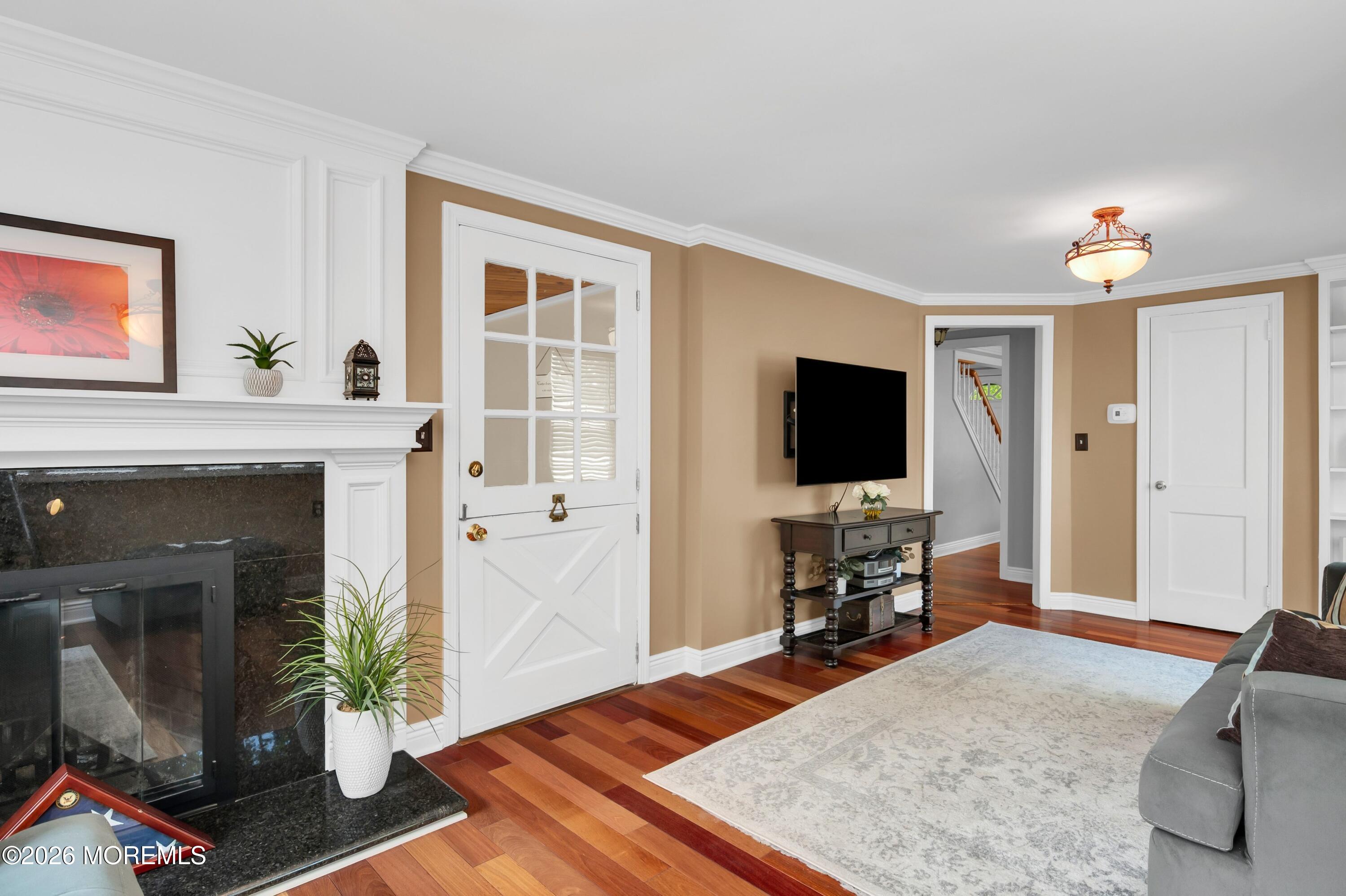 8 W Lake Road Red Bank NJ 07701