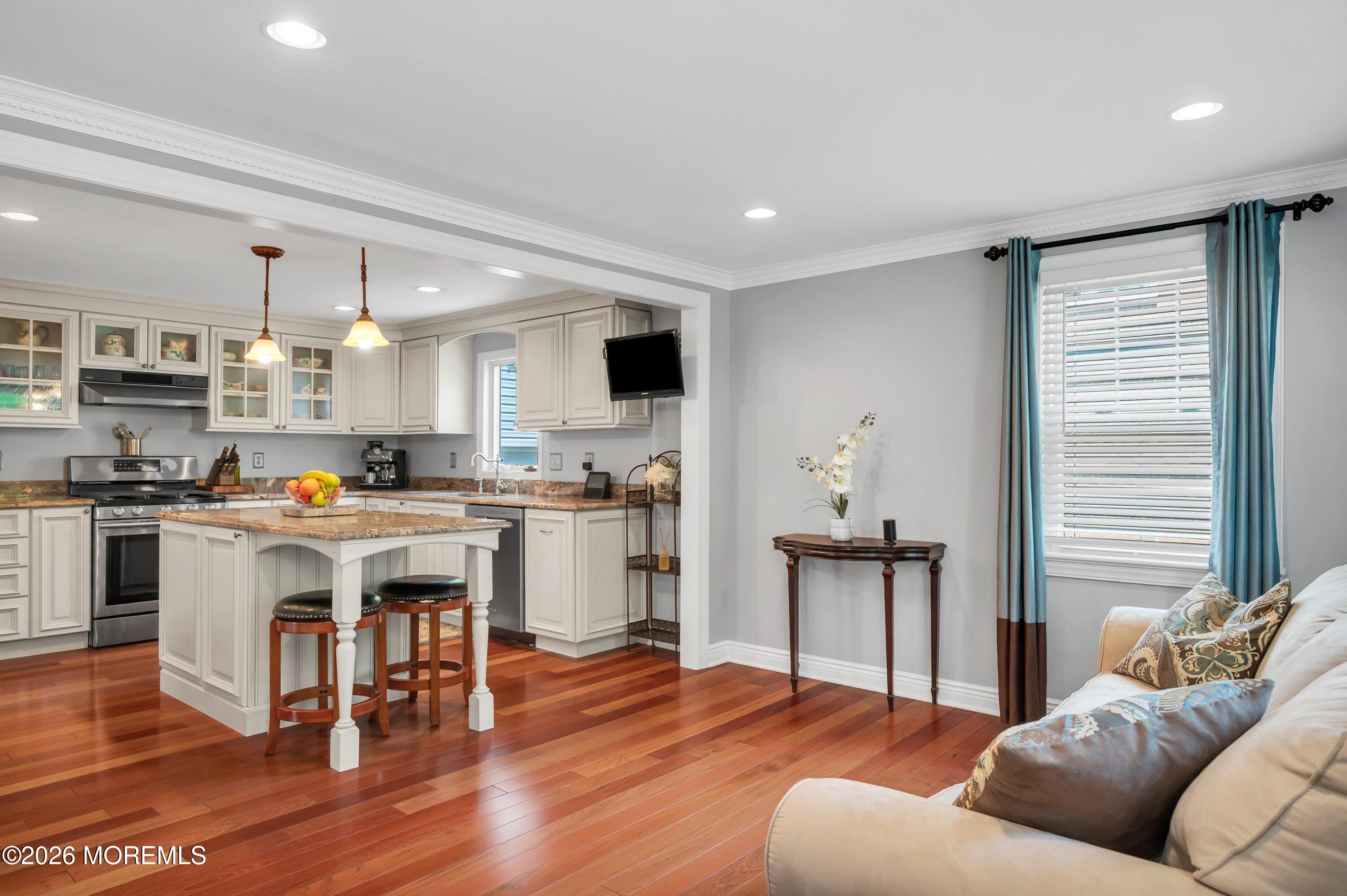 8 W Lake Road Red Bank NJ 07701