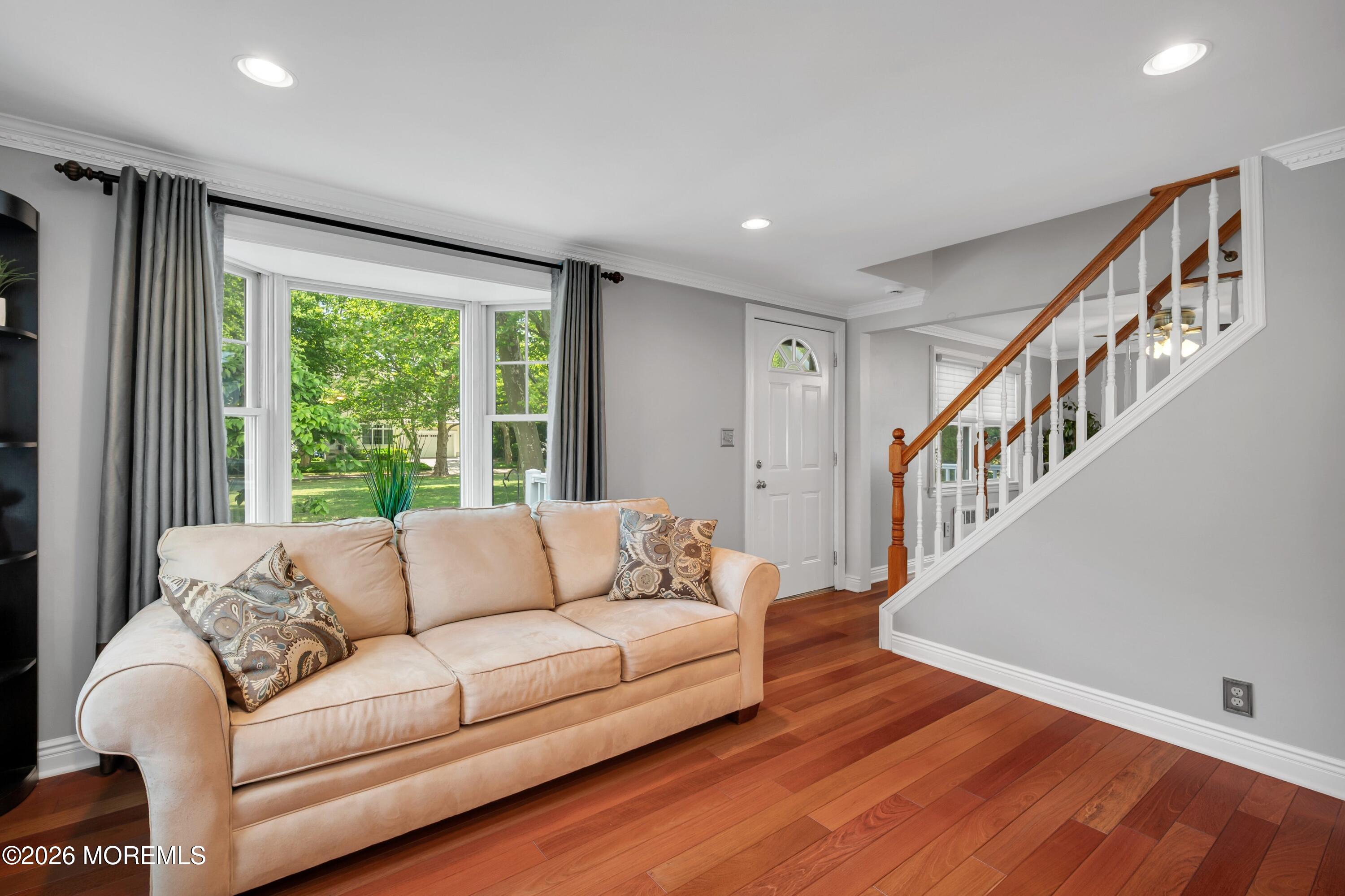8 W Lake Road Red Bank NJ 07701
