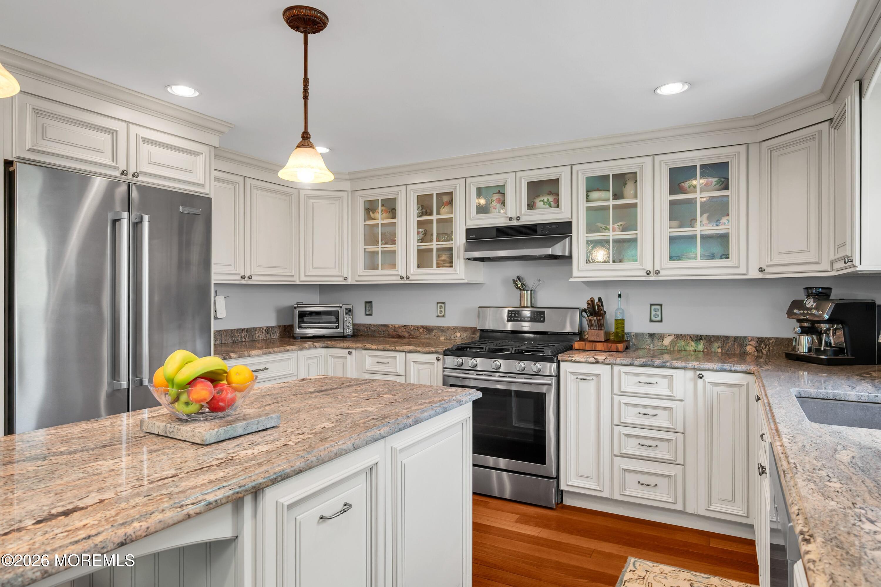 8 W Lake Road Red Bank NJ 07701