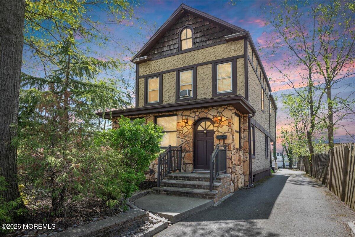225 Freeman Street Woodbridge NJ 07095