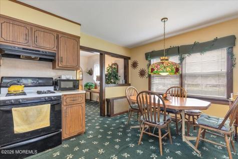 225 Freeman Street Woodbridge NJ 07095