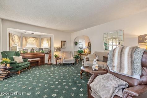 225 Freeman Street Woodbridge NJ 07095