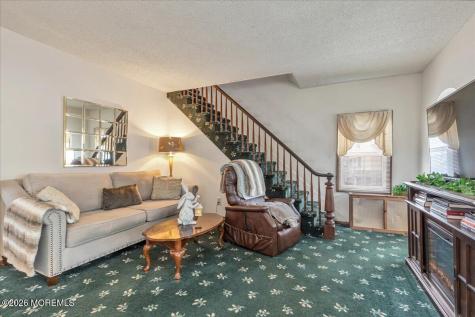225 Freeman Street Woodbridge NJ 07095