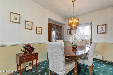 225 Freeman Street Woodbridge NJ 07095
