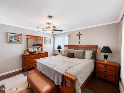 238 Charlotteville Drive N Toms River NJ 08757