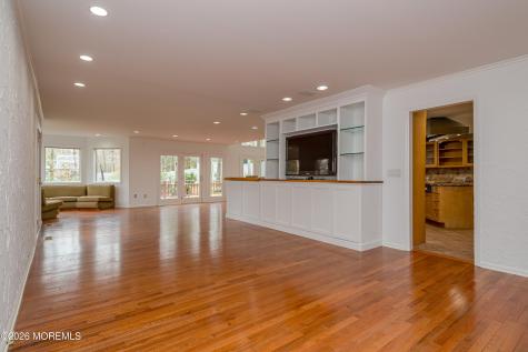 25 Dellwood Court Middletown NJ 07748