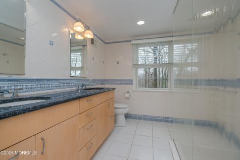 25 Dellwood Court Middletown NJ 07748