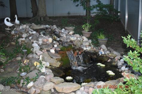 25 Dellwood Court Middletown NJ 07748