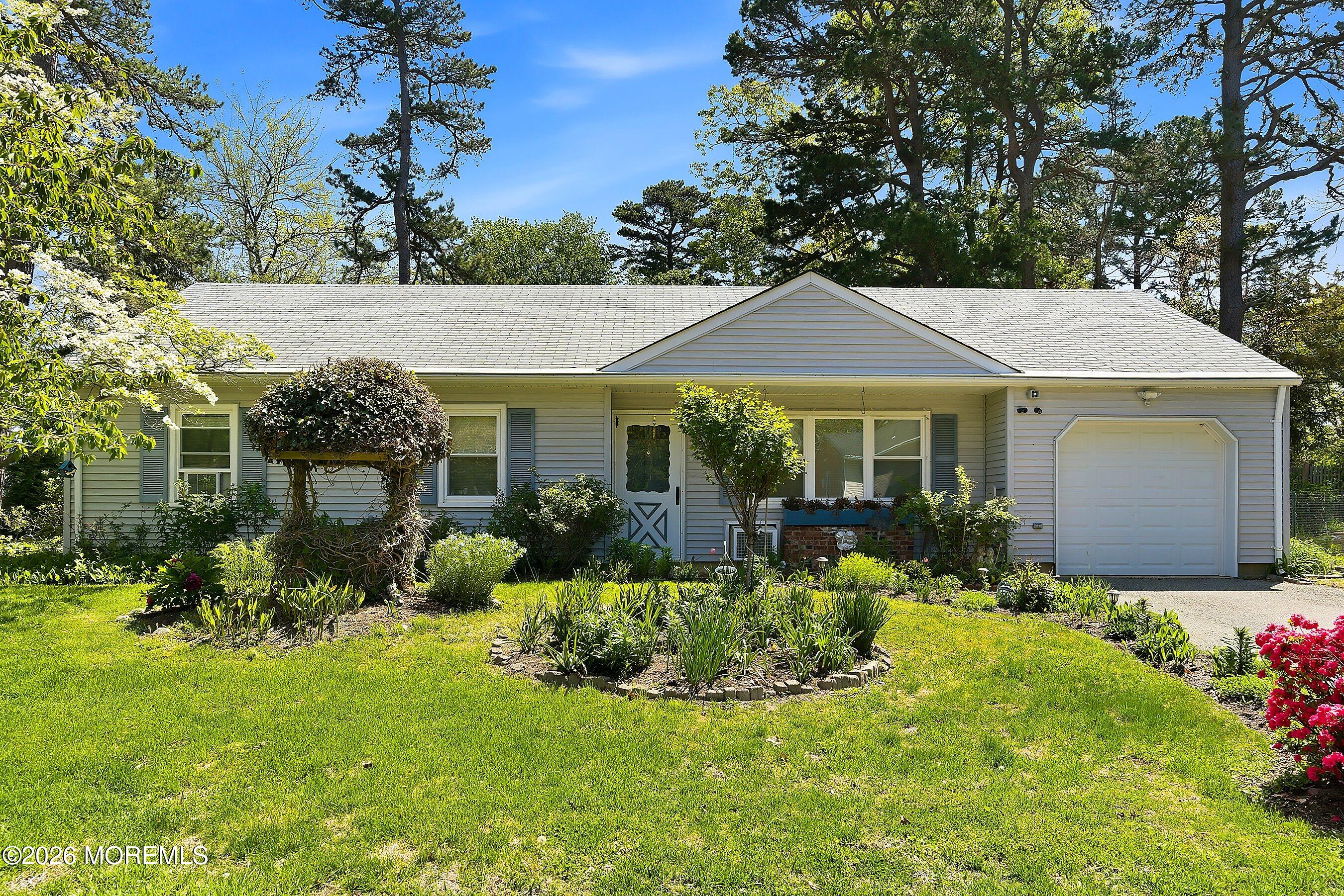 1163 Manor Drive Lakewood NJ 08701
