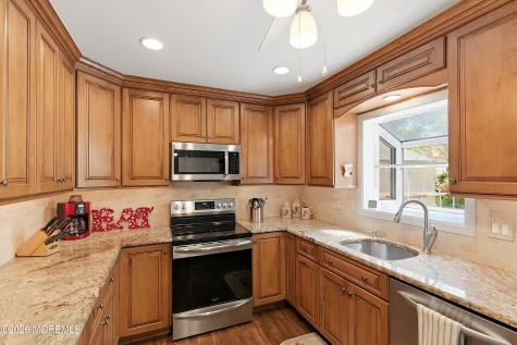 1163 Manor Drive Lakewood NJ 08701