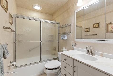 1163 Manor Drive Lakewood NJ 08701