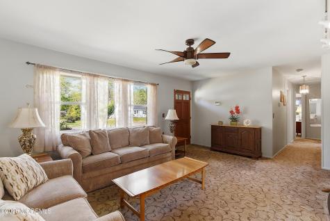 1163 Manor Drive Lakewood NJ 08701