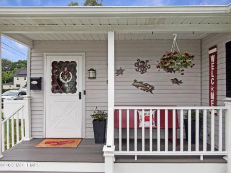 31 Briarwood Avenue Keansburg NJ 07734