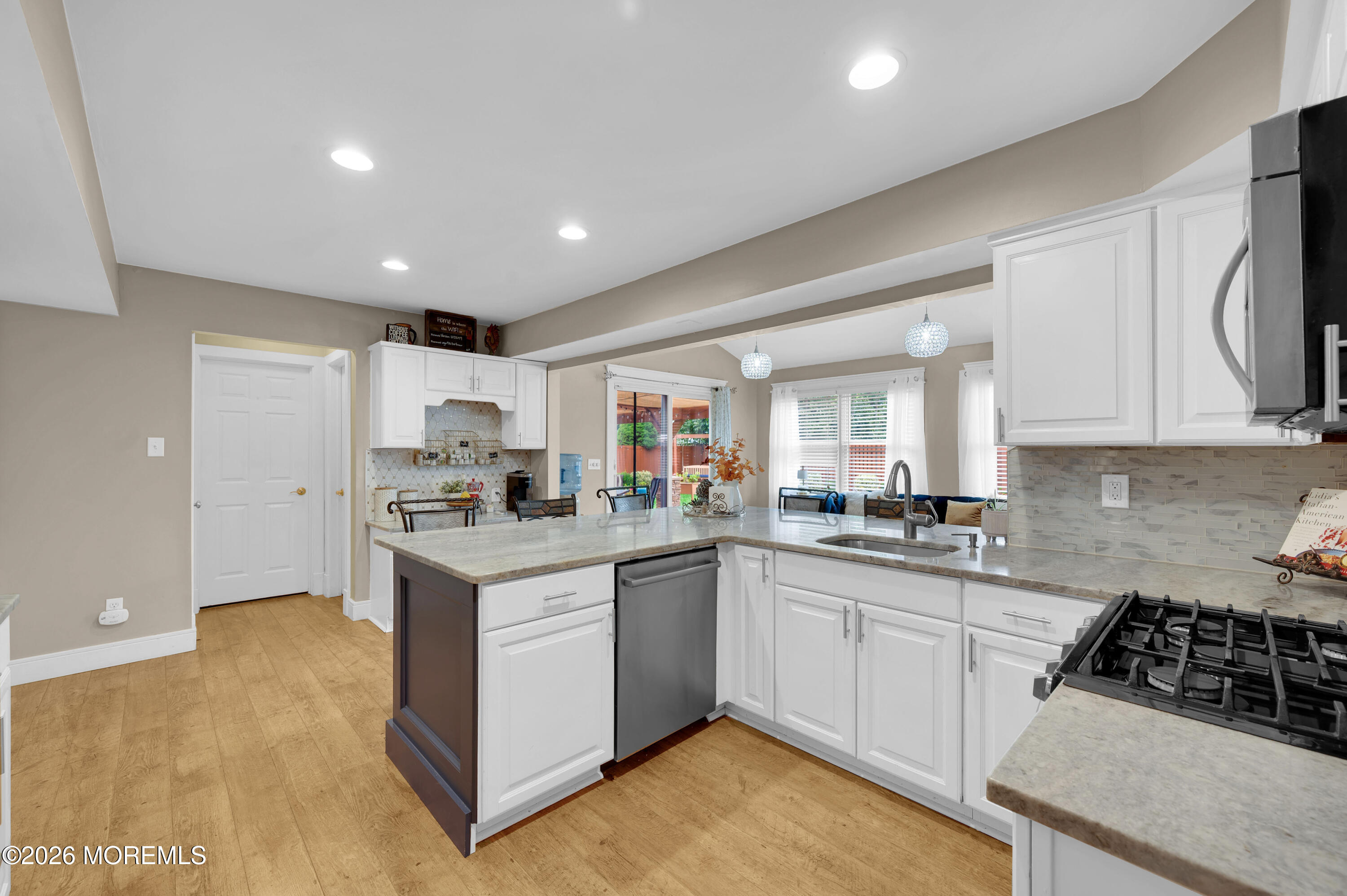 11 Yellowstone Lane Howell NJ 07731